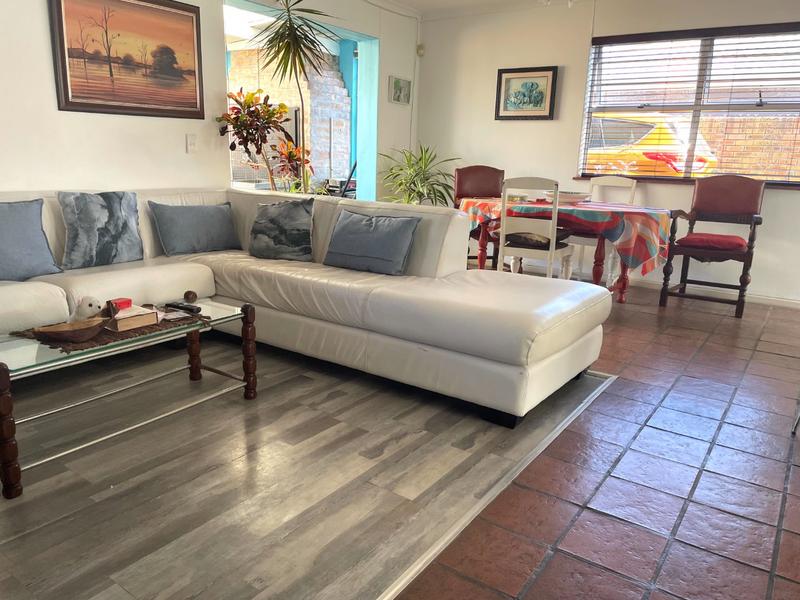 To Let 2 Bedroom Property for Rent in Costa Da Gama Western Cape